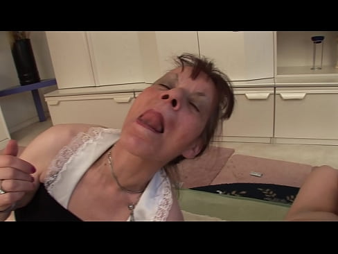 ❤️ Dalawang lola at isang lolo ang may threesome ️❌ Fucking video  sa tl.porngifmag-com.ru